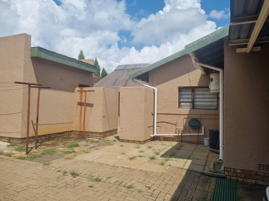 4 Bedroom Property for Sale in Vaalpark Free State
